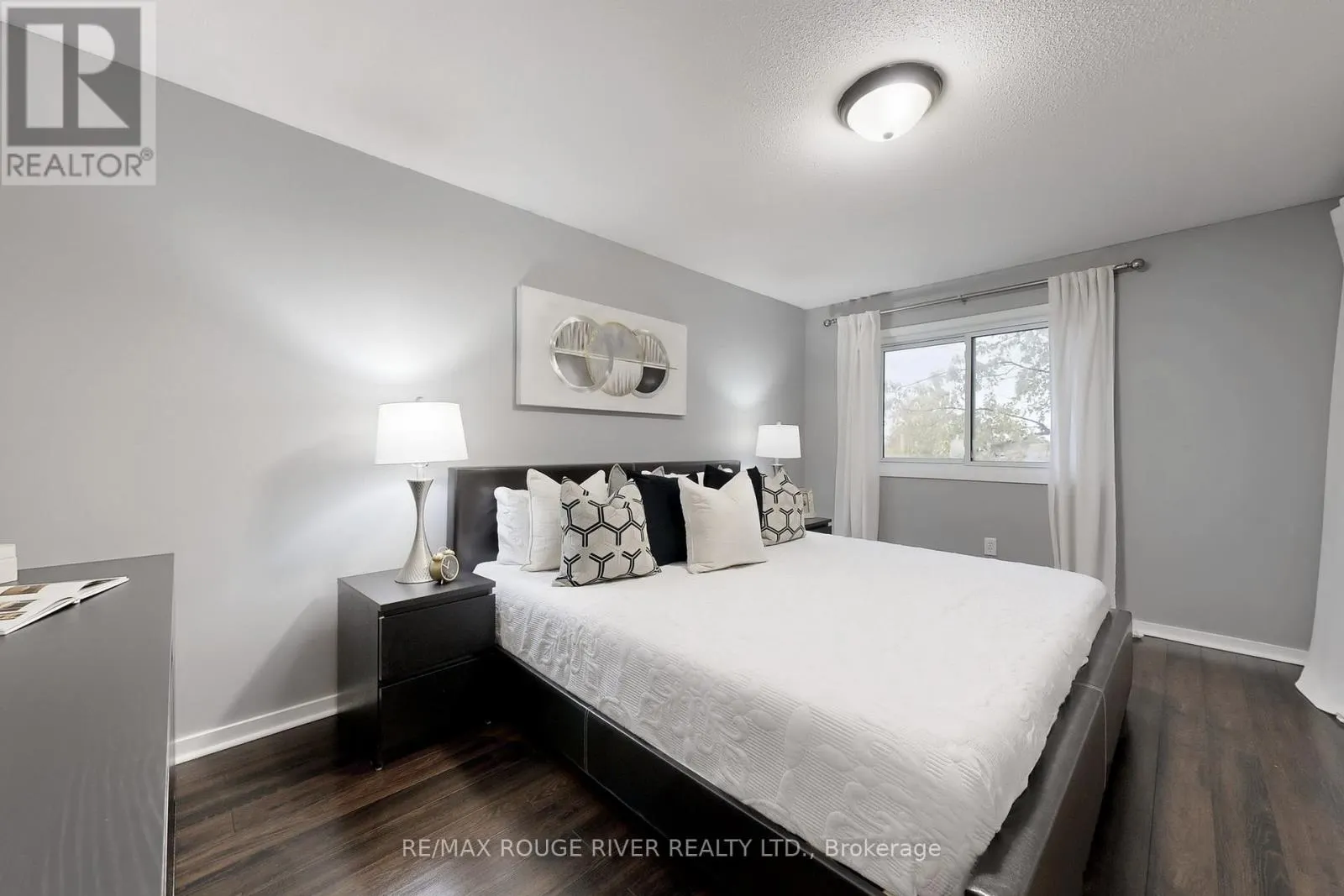 5 - 611 GALAHAD DRIVE