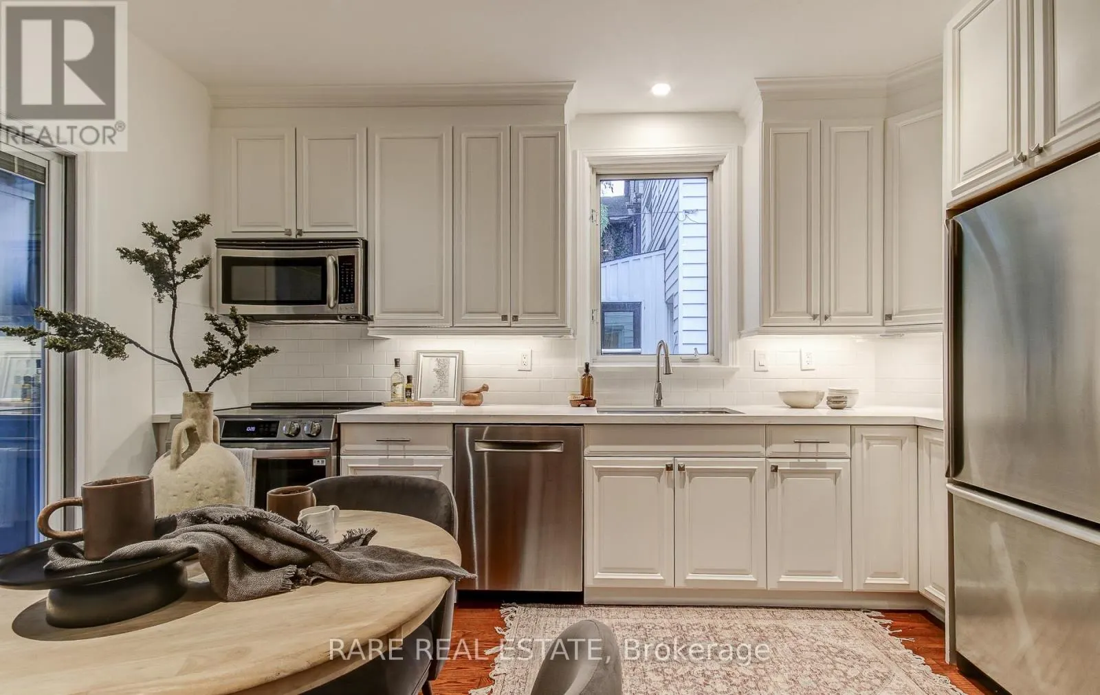 965 LOGAN AVENUE