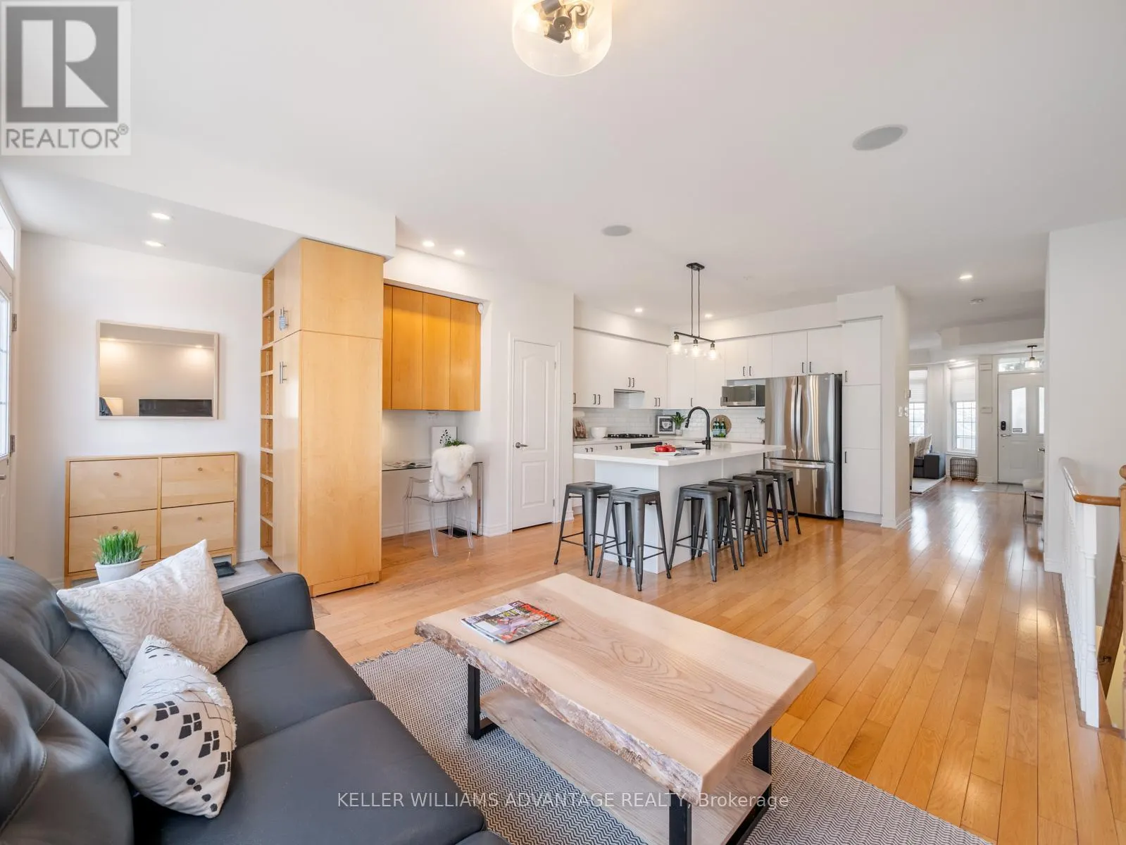 69 BOARDWALK DRIVE