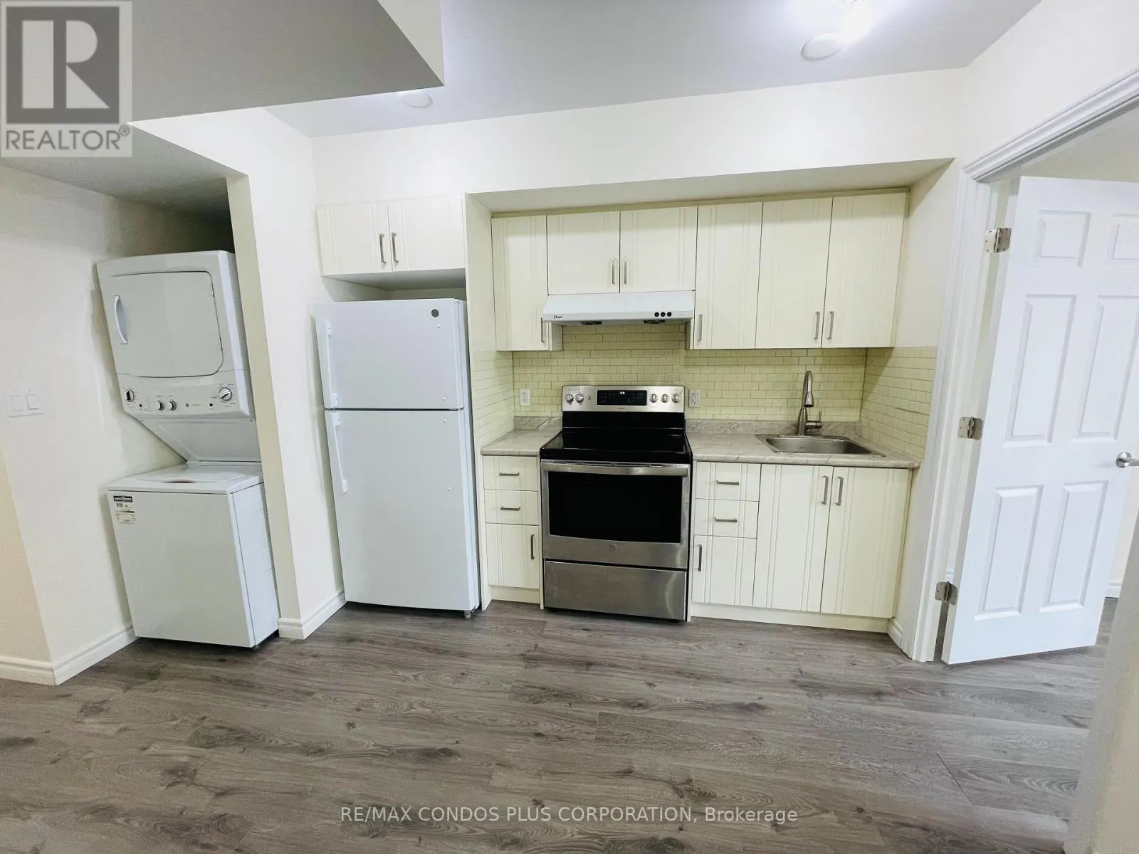 2A - 721 DANFORTH AVENUE