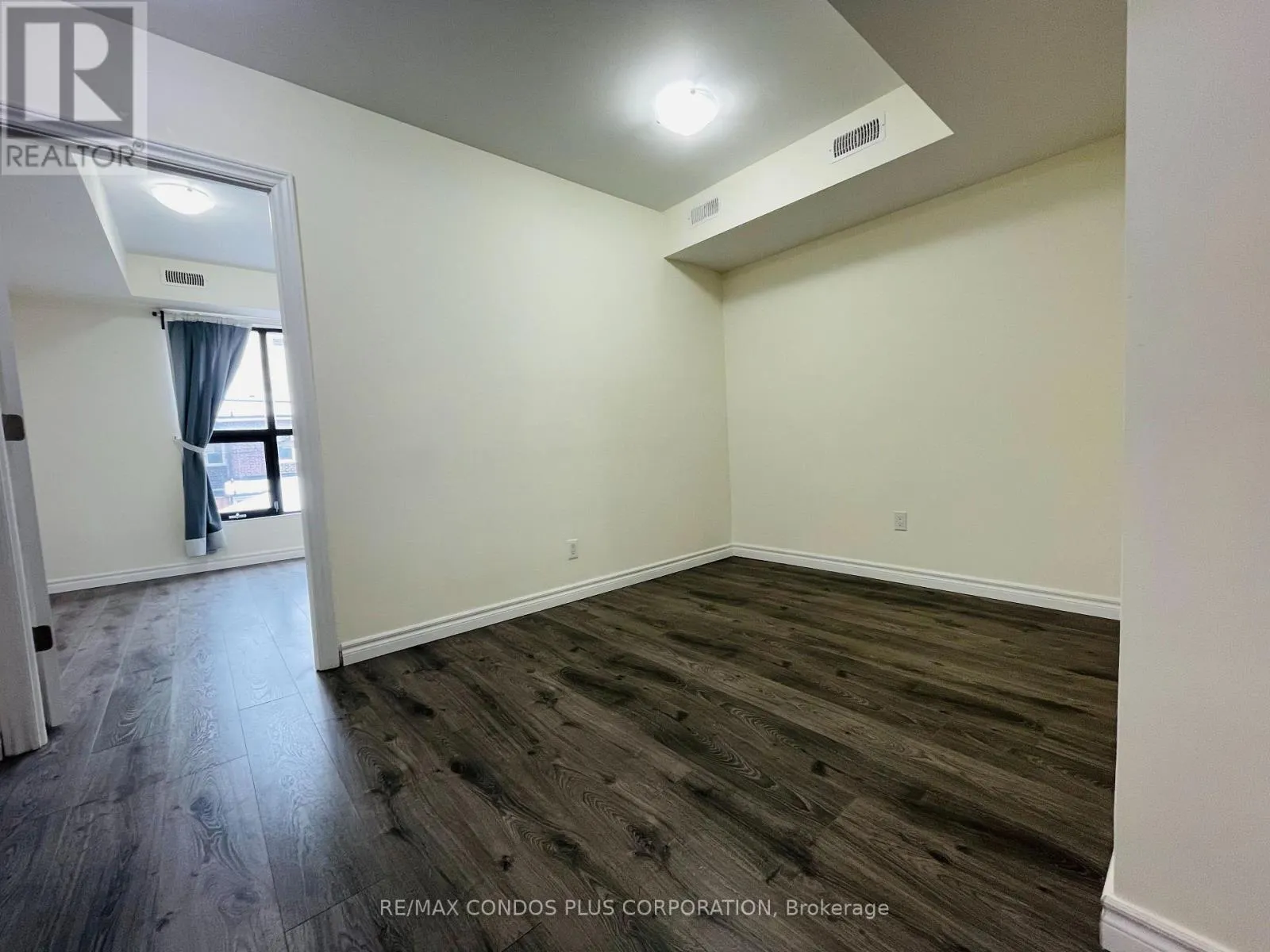 2A - 721 DANFORTH AVENUE