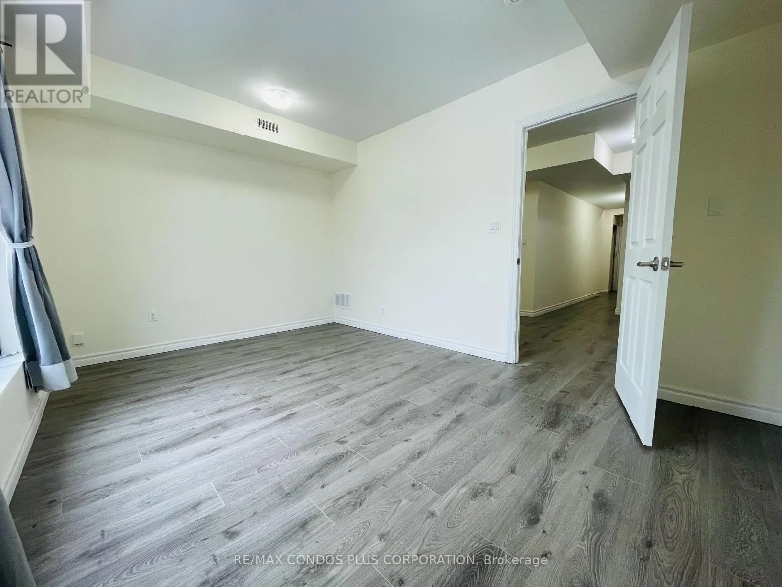 2A - 721 DANFORTH AVENUE