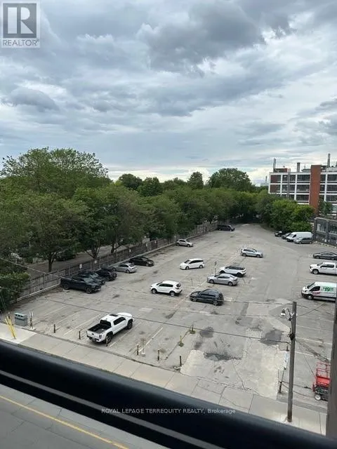 510 - 1190 DUNDAS STREET E