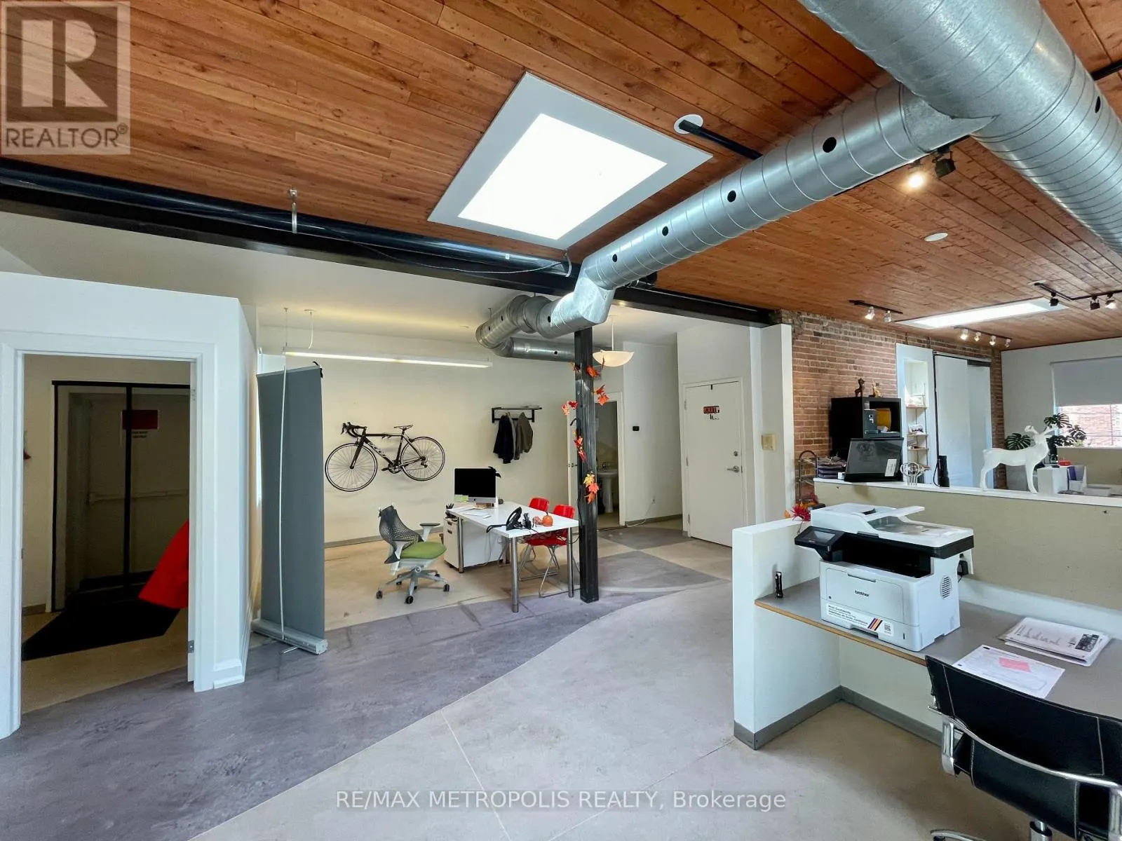 238 BROADVIEW AVENUE