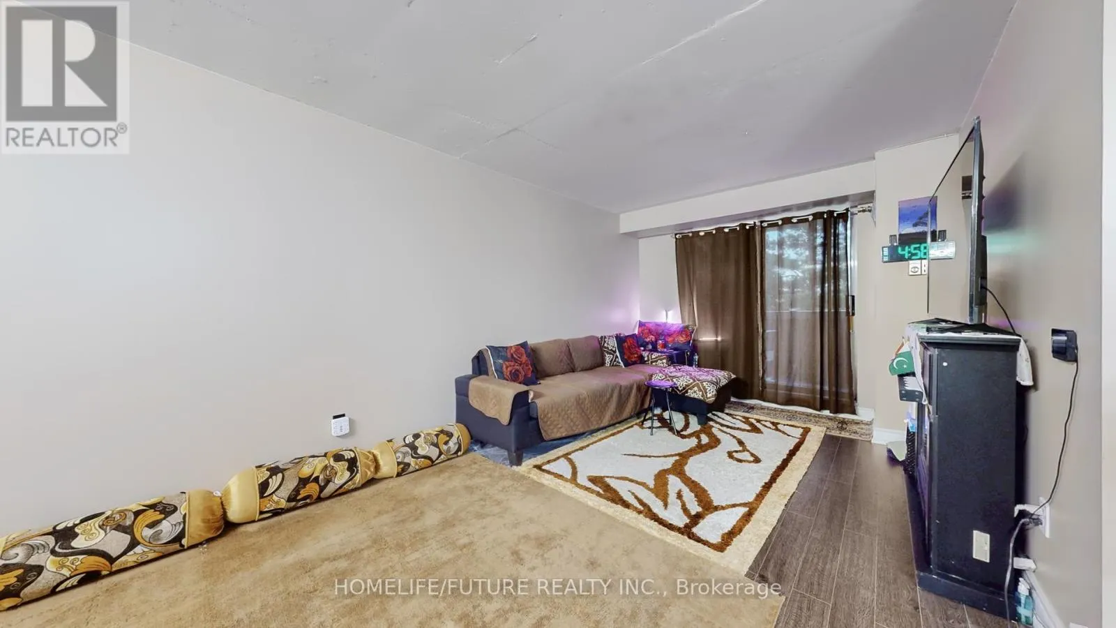 204 - 15 SEWELLS ROAD