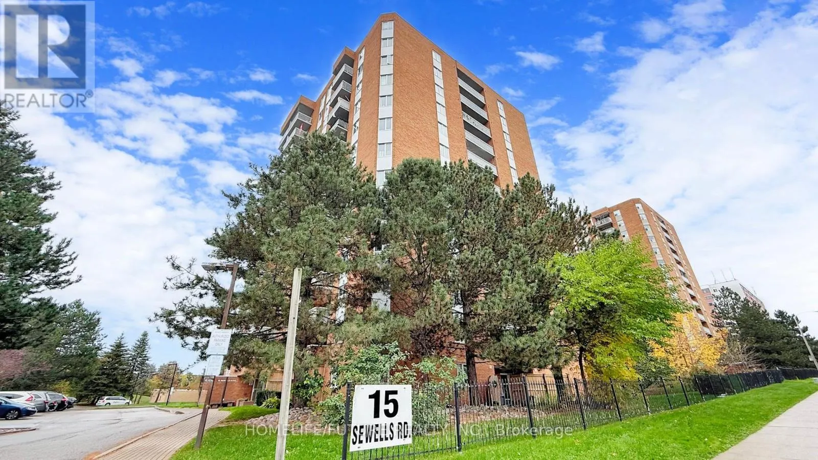 204 - 15 SEWELLS ROAD
