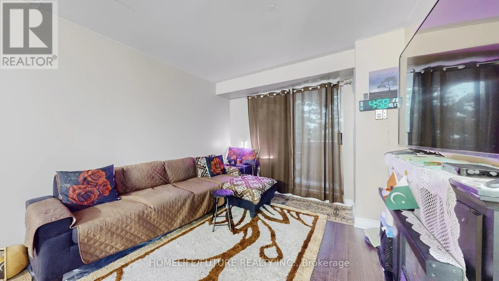 204 - 15 SEWELLS ROAD