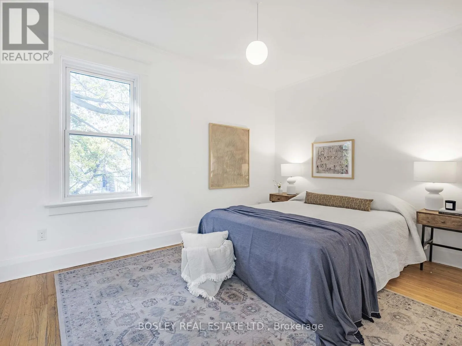 134 PARKMOUNT ROAD
