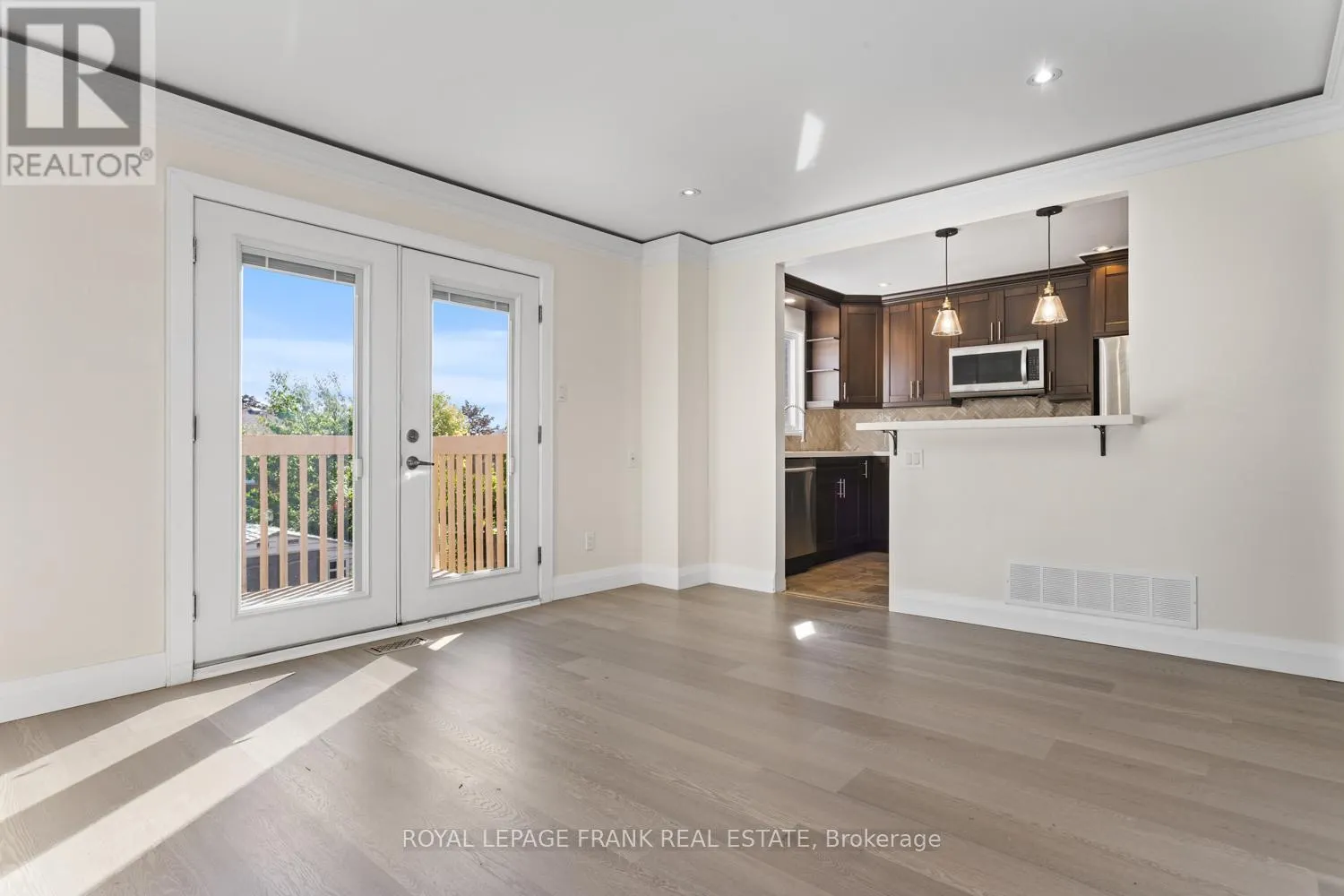 35 FERNBANK PLACE
