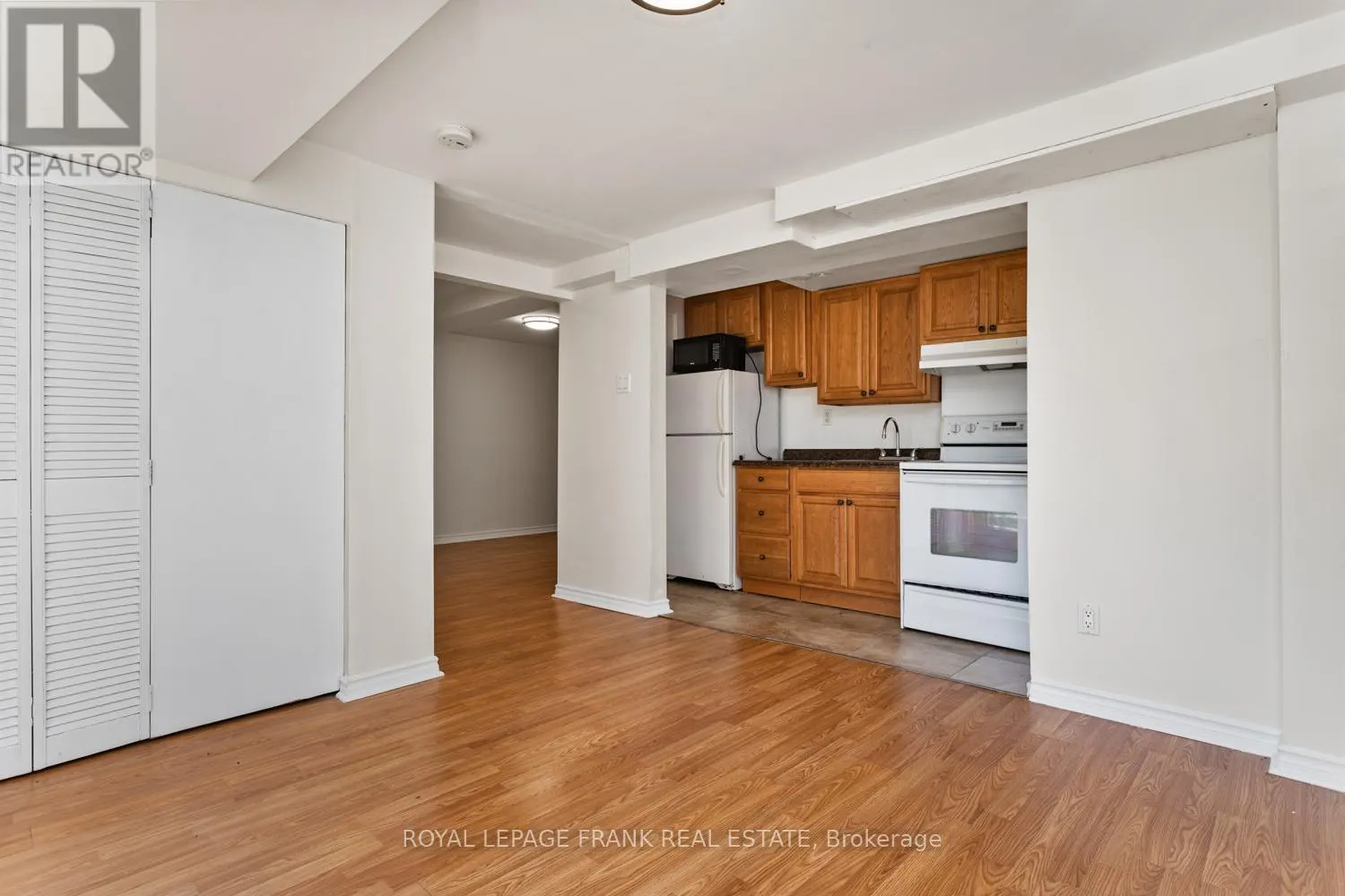 35 FERNBANK PLACE