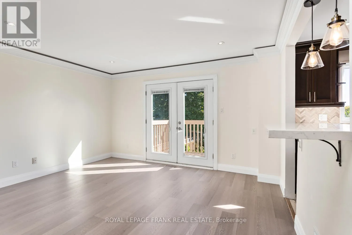 35 FERNBANK PLACE