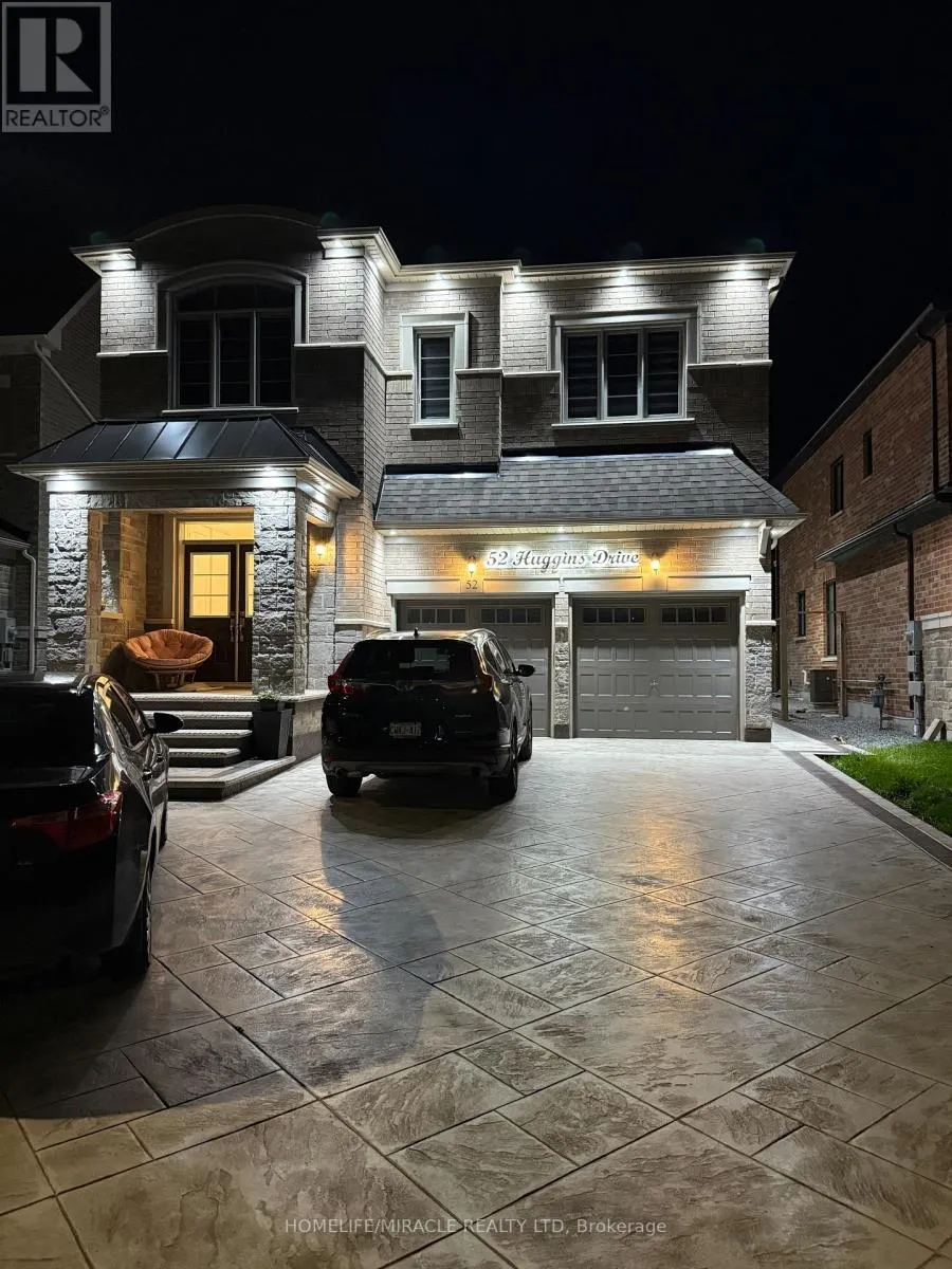52 HUGGINS DRIVE