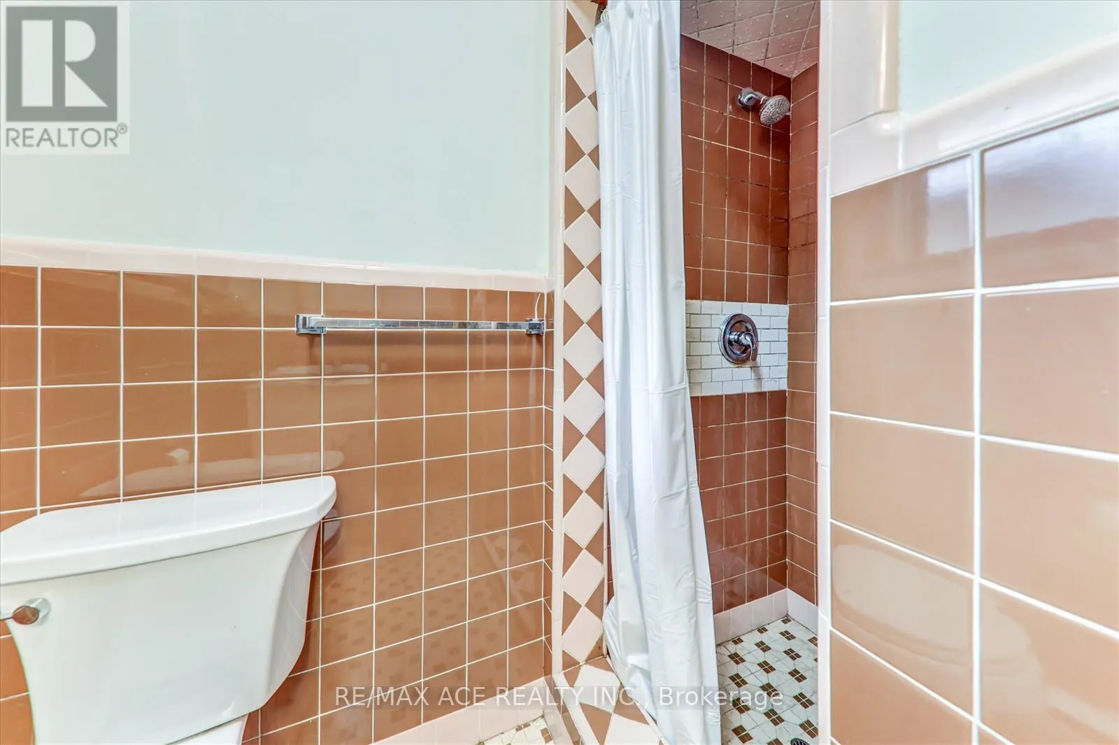 77 PERIVALE CRESCENT