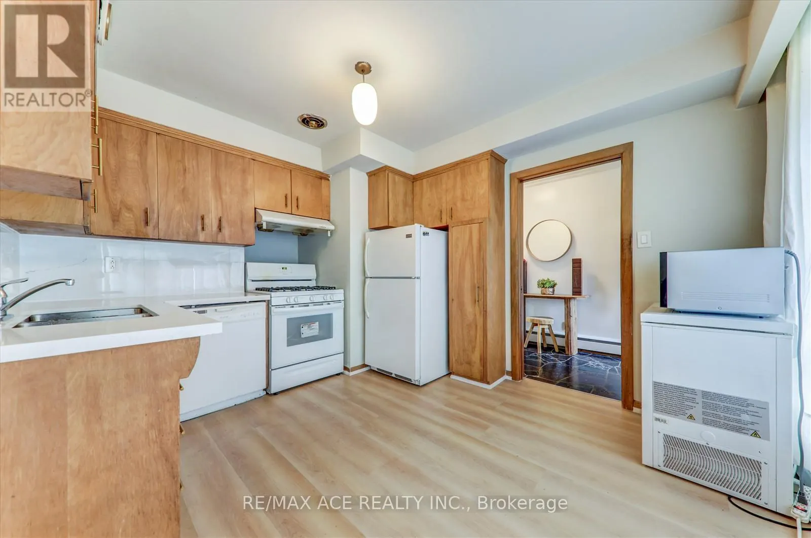 77 PERIVALE CRESCENT