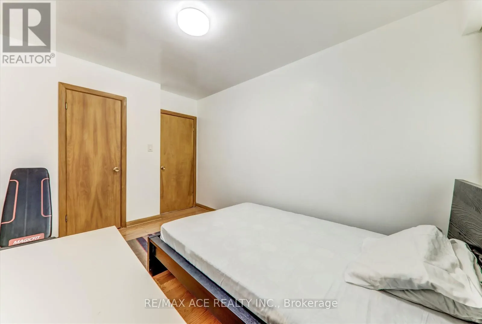 77 PERIVALE CRESCENT