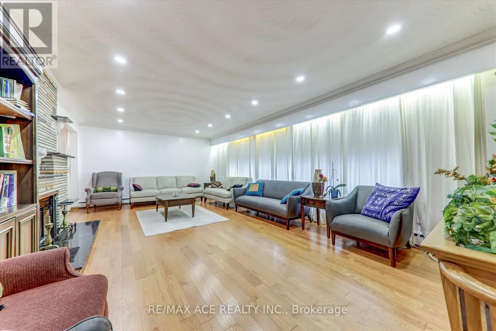 77 PERIVALE CRESCENT
