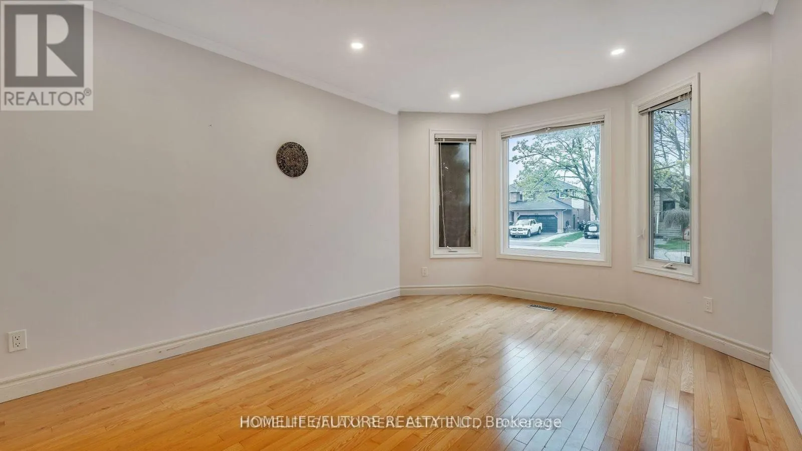 MAIN & 2ND FLR - 979 COPPERFIELD DRIVE