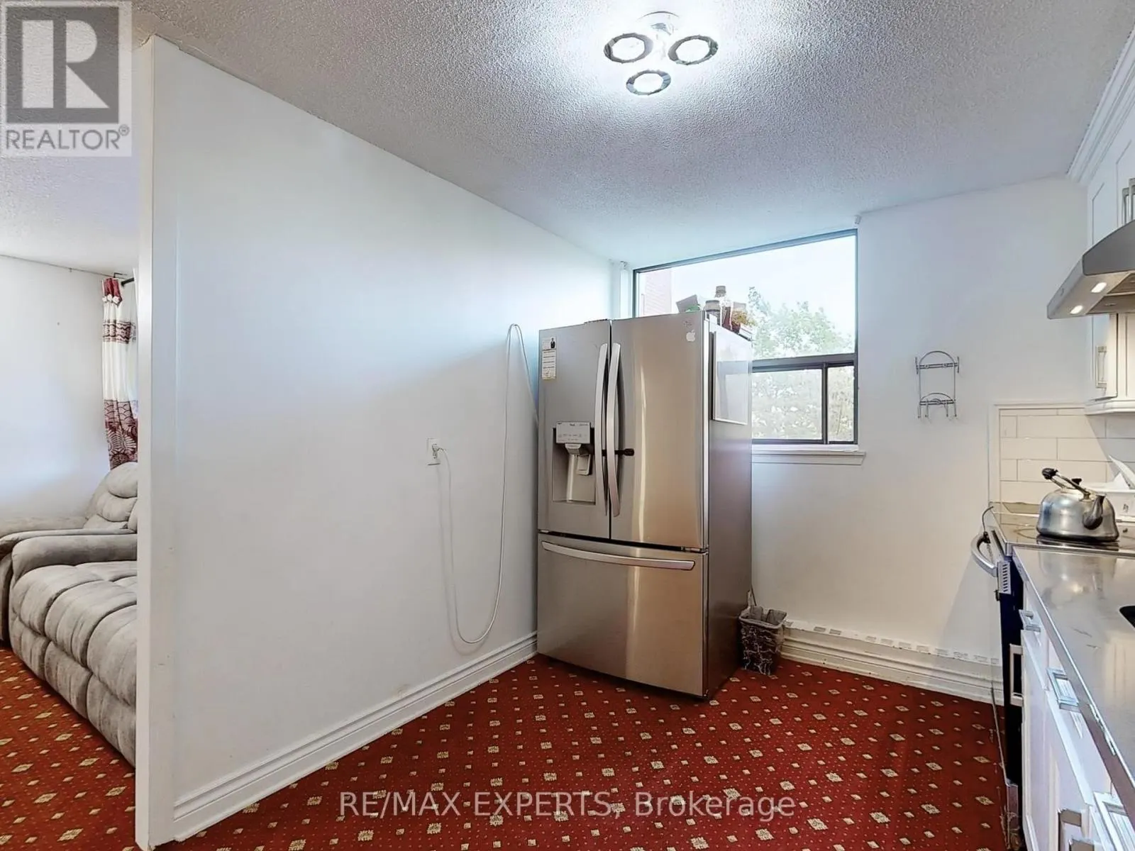 410 - 100 WINGARDEN COURT