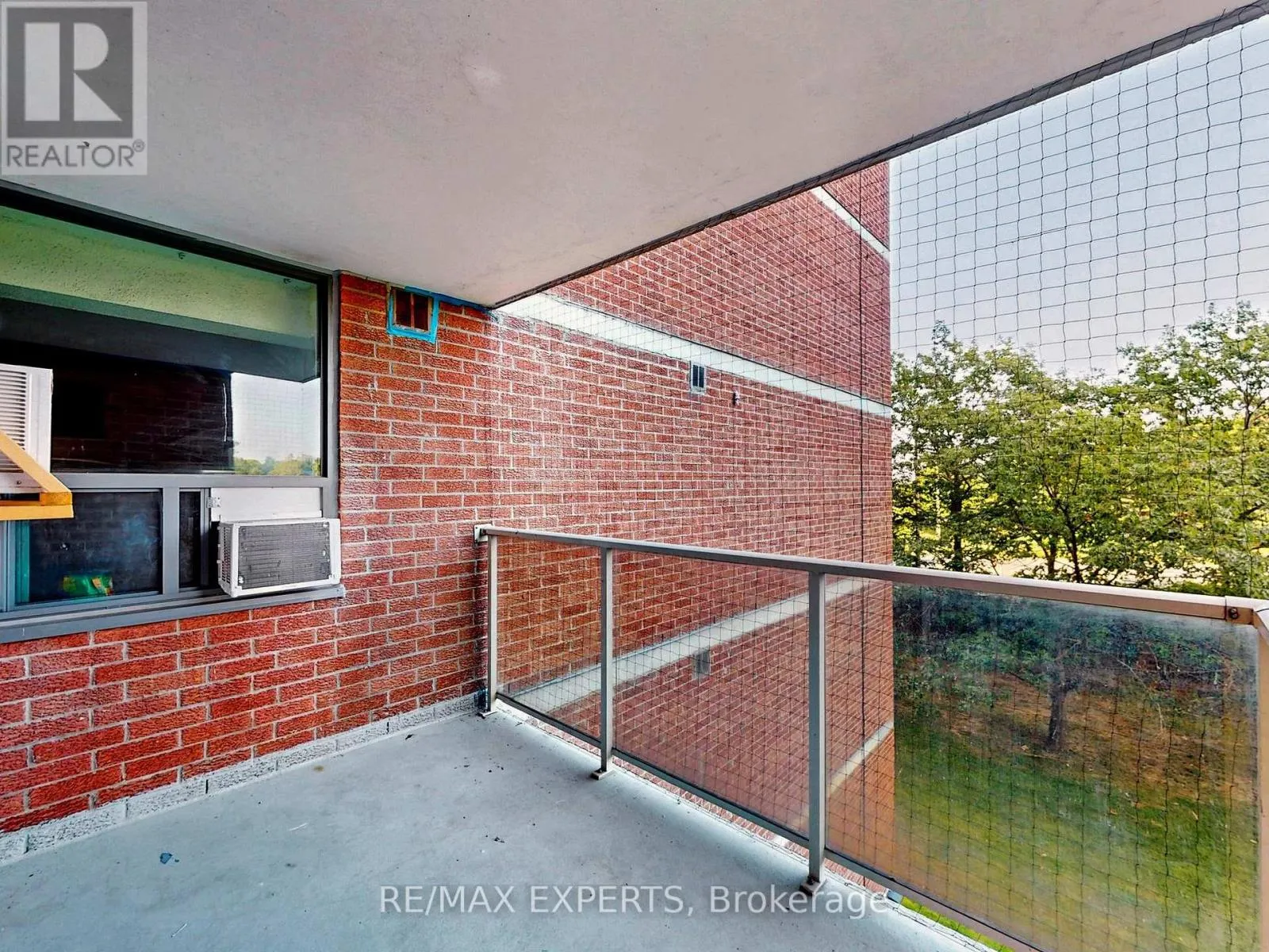 410 - 100 WINGARDEN COURT