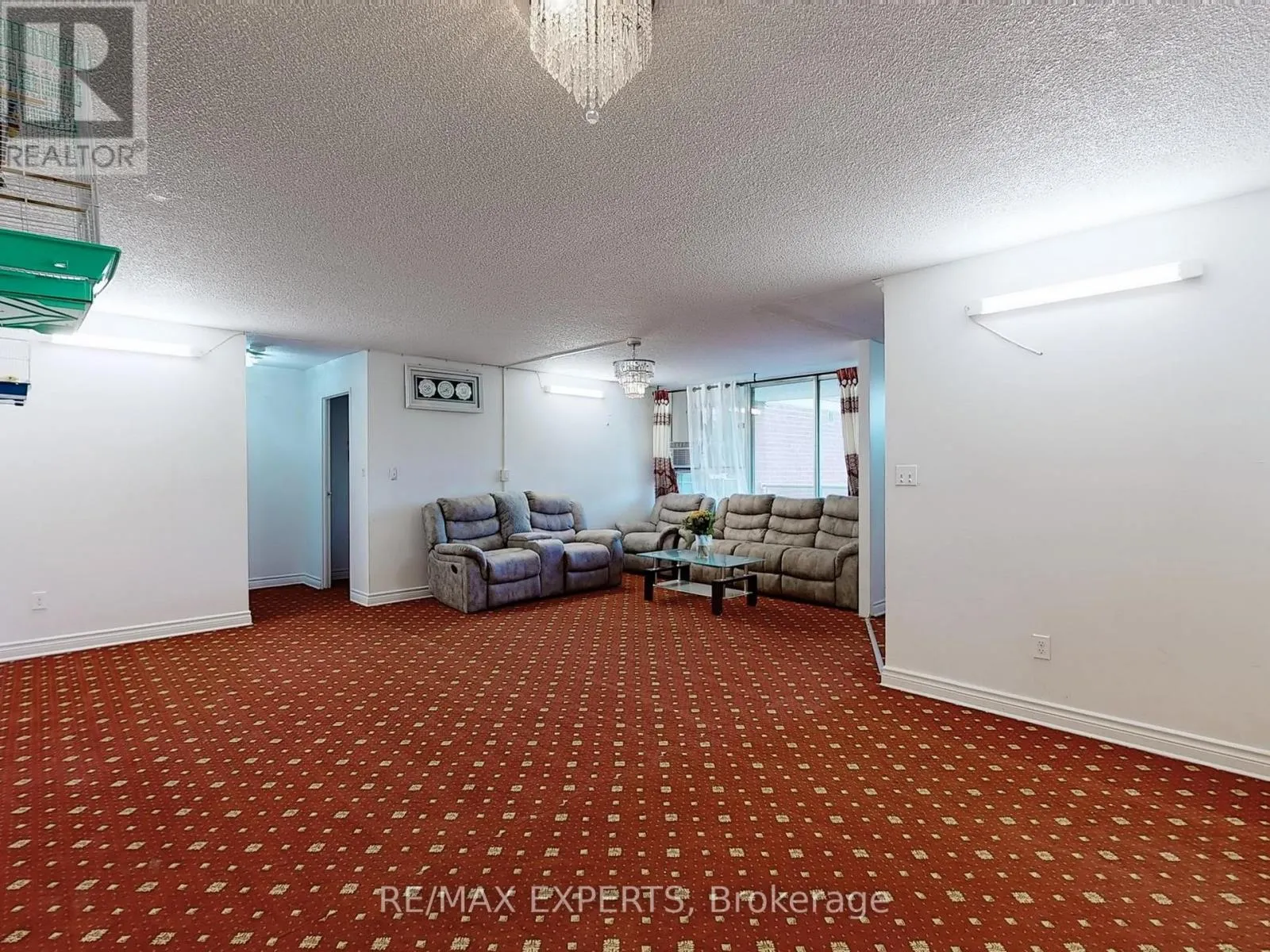 410 - 100 WINGARDEN COURT