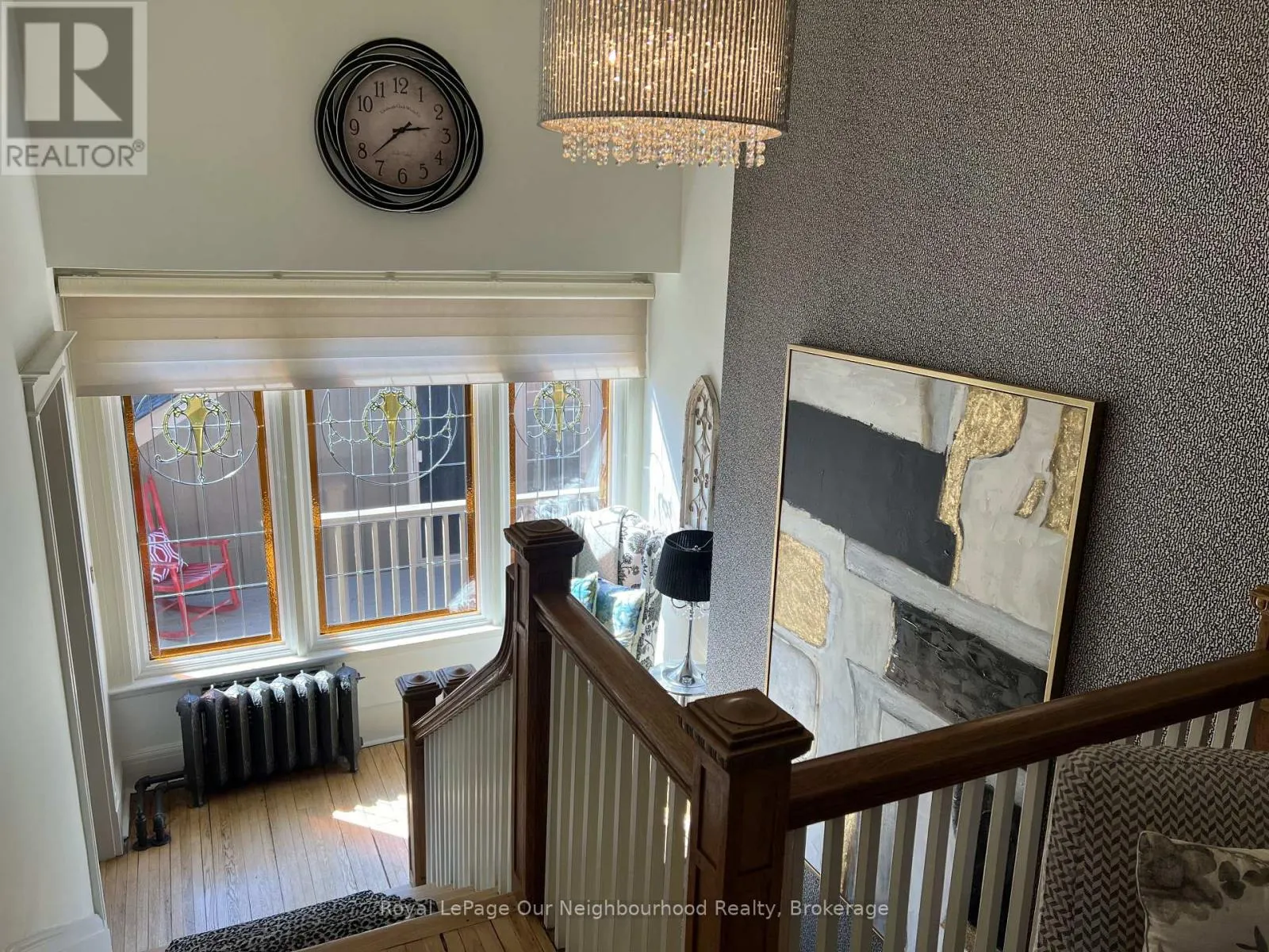 305 TRENT STREET W