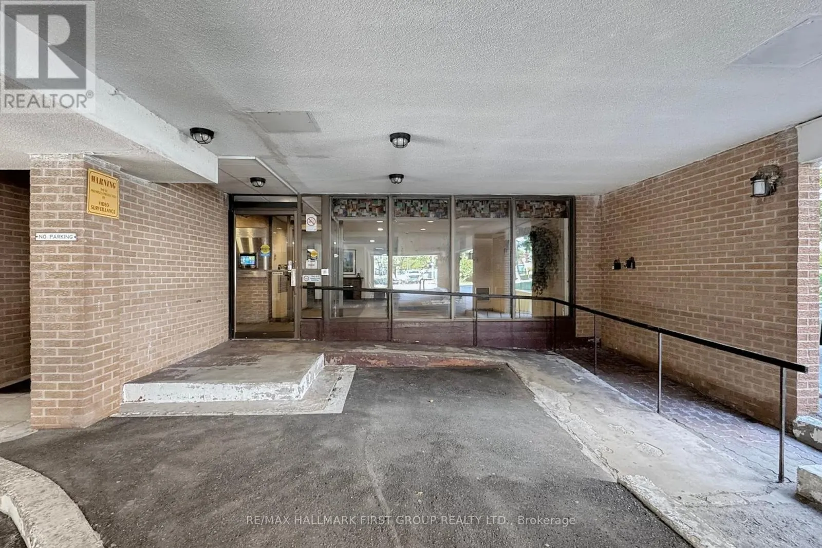 310 - 1200 BRIDLETOWNE CIRCLE