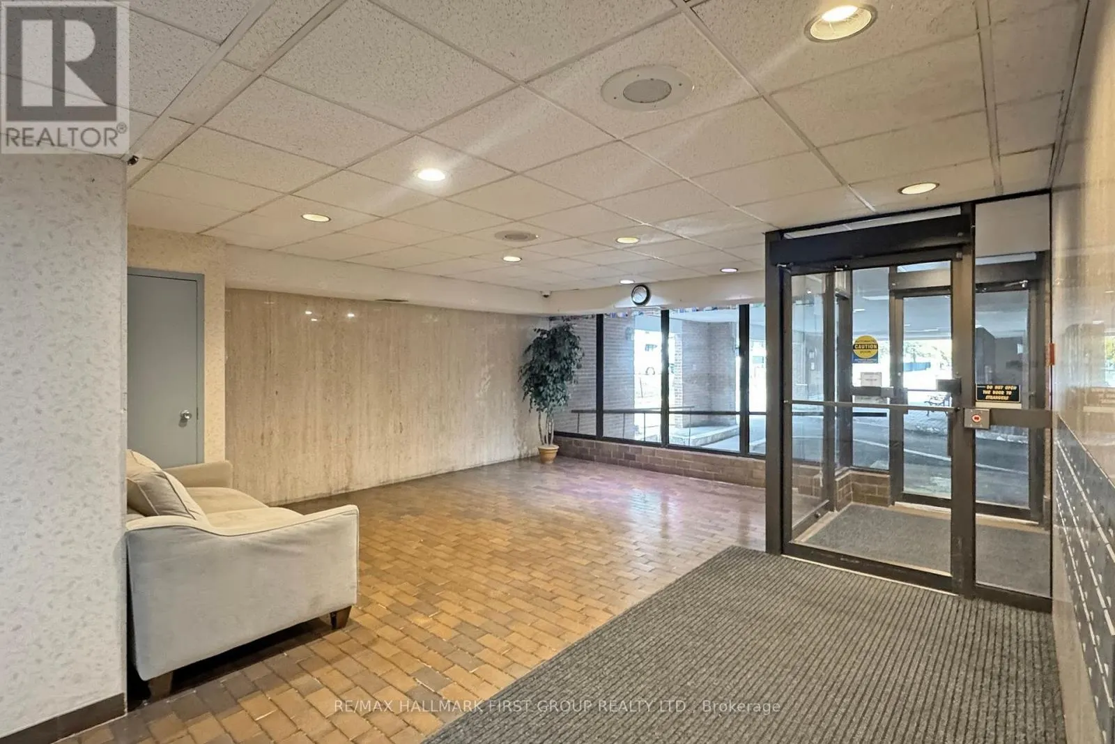 310 - 1200 BRIDLETOWNE CIRCLE