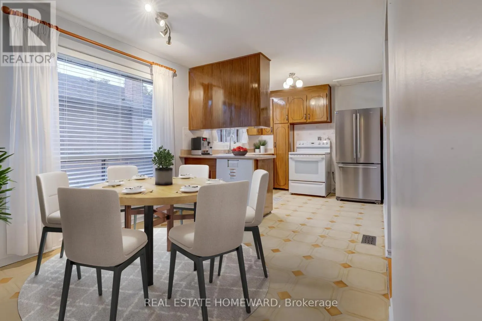 141 BRENDA CRESCENT