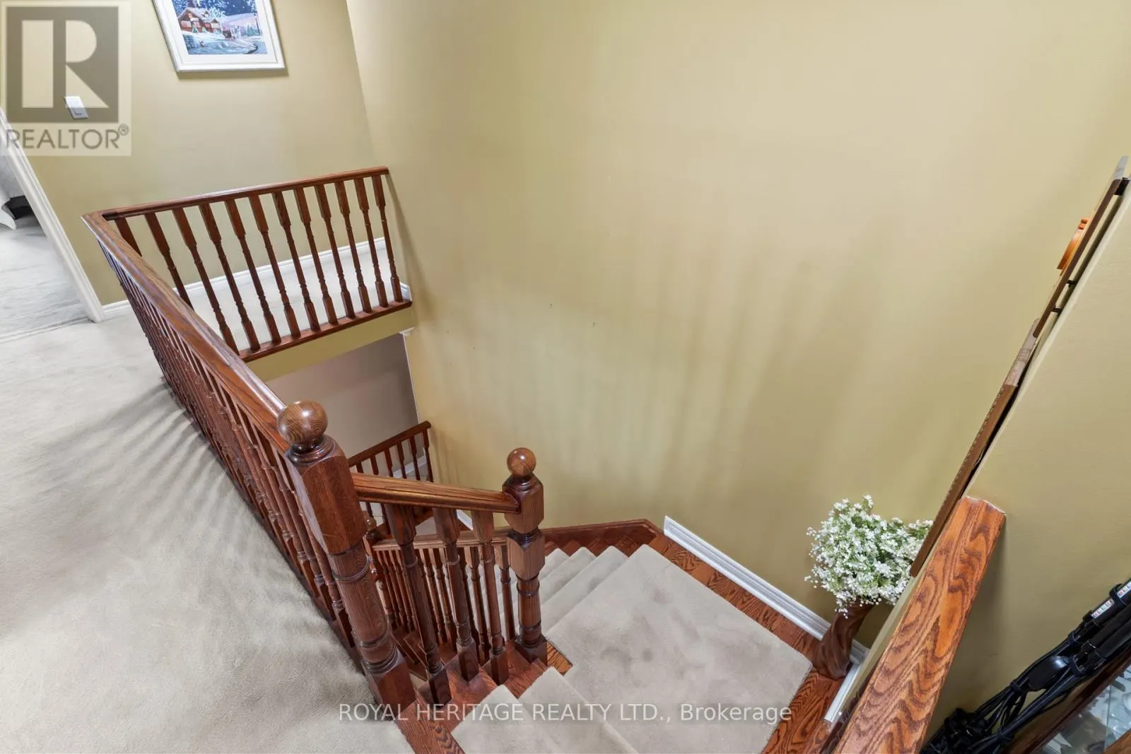 1101 GOSSAMER DRIVE