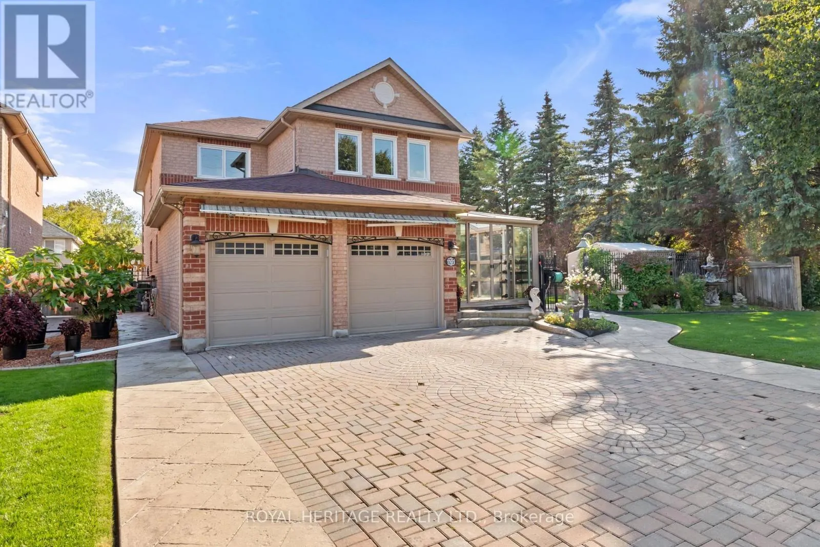 1101 GOSSAMER DRIVE
