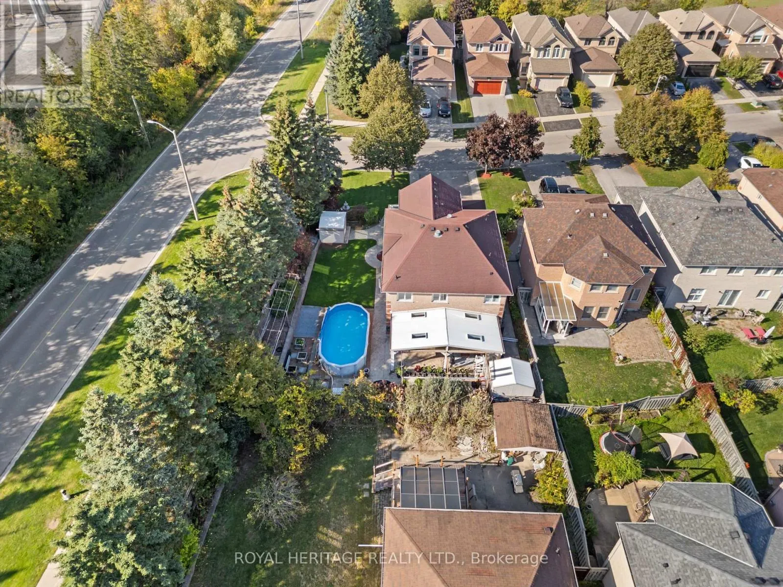 1101 GOSSAMER DRIVE