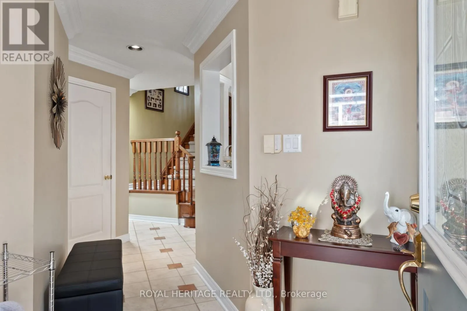 1101 GOSSAMER DRIVE