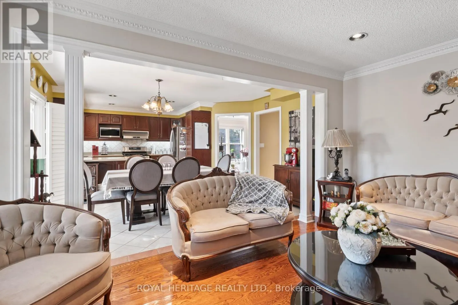 1101 GOSSAMER DRIVE