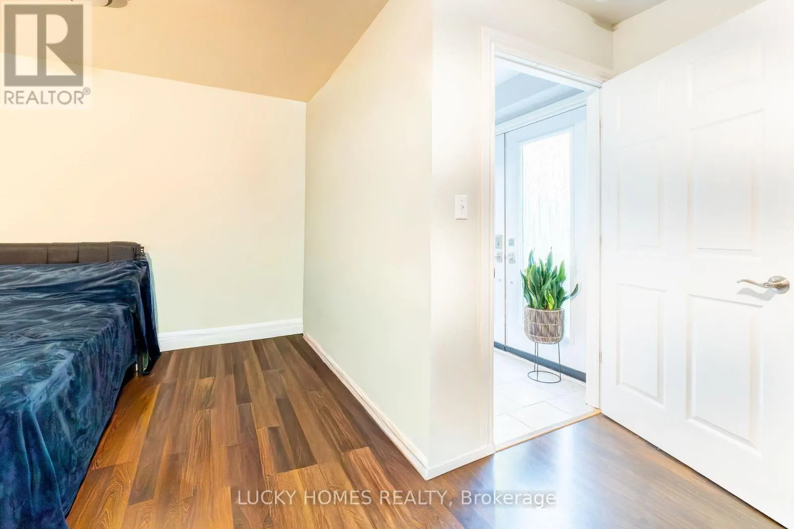 101 MEADOWVIEW BOULEVARD