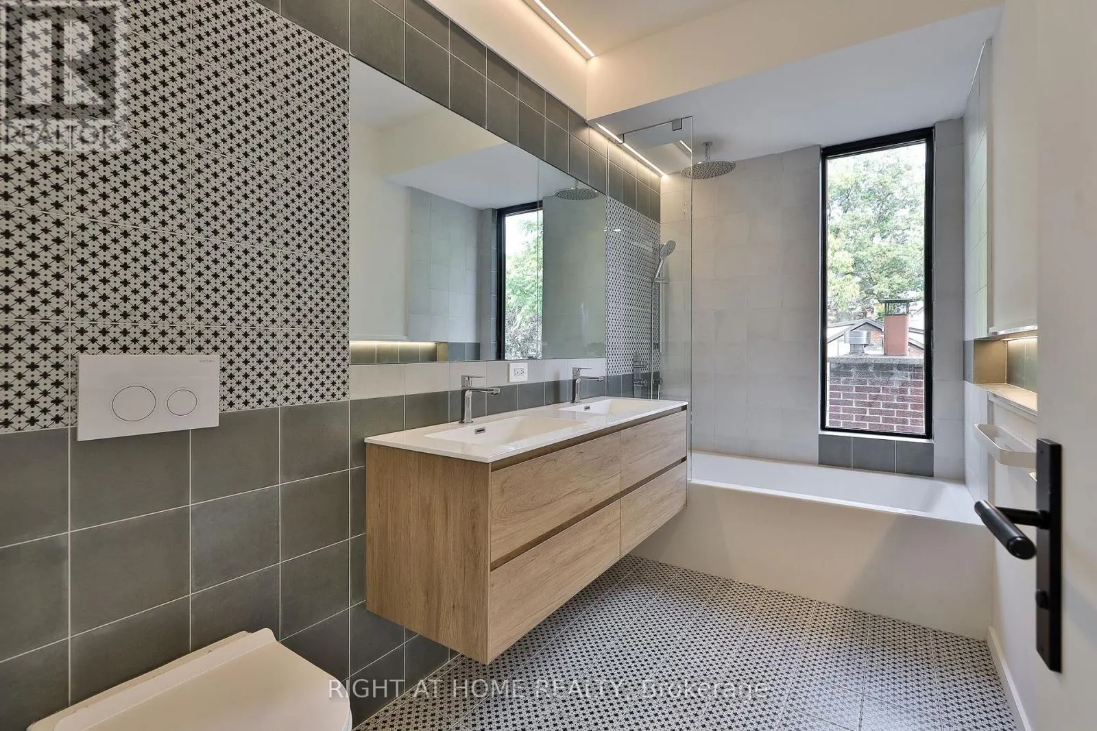 22 DUART PARK ROAD
