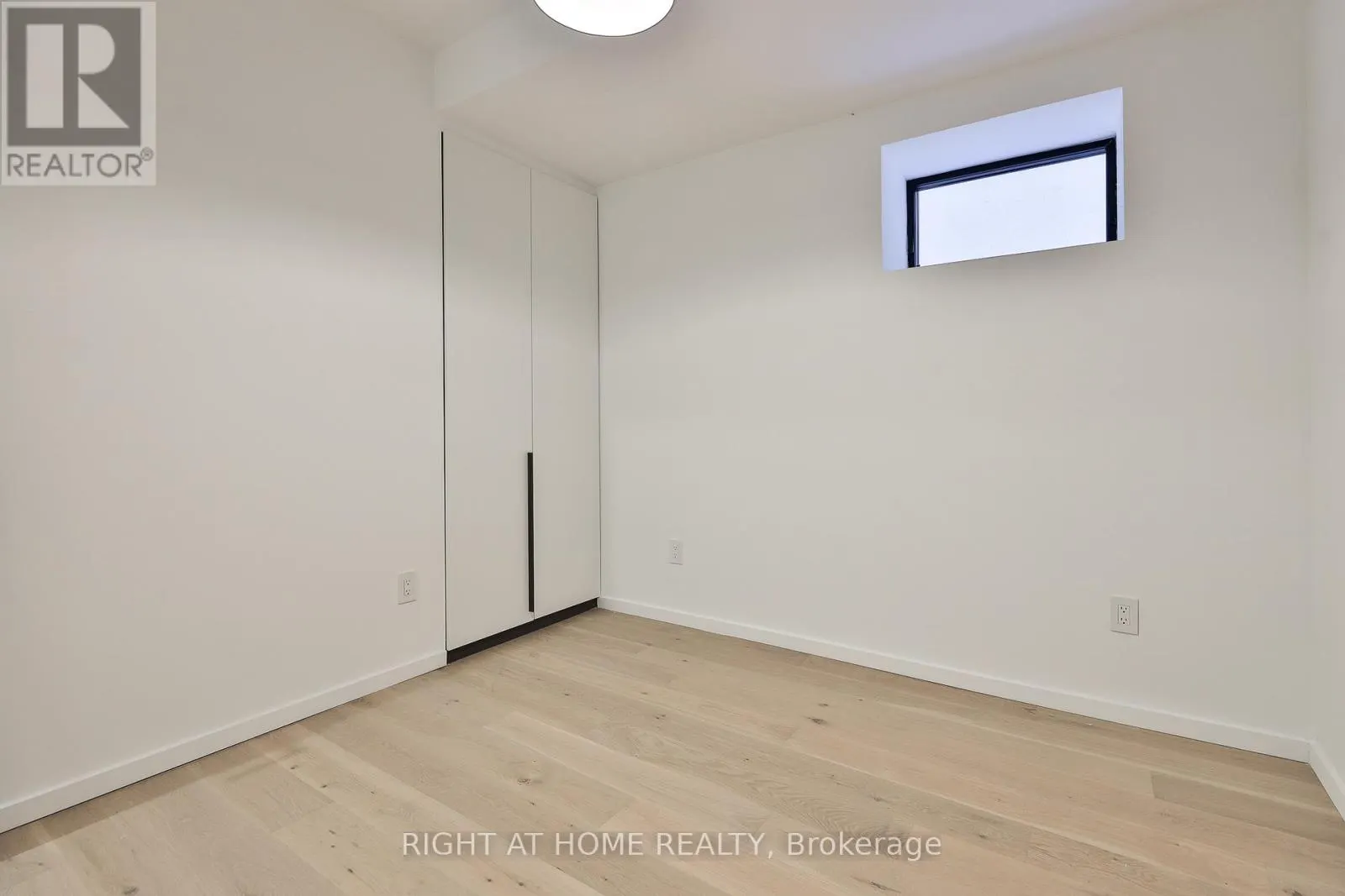 22 DUART PARK ROAD