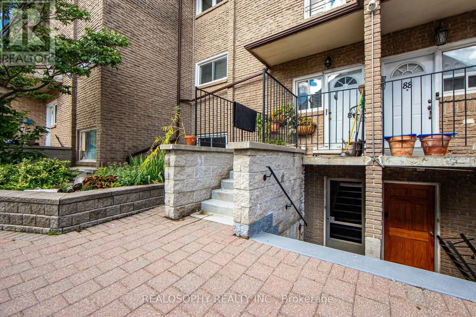 85 - 91 MUIR DRIVE