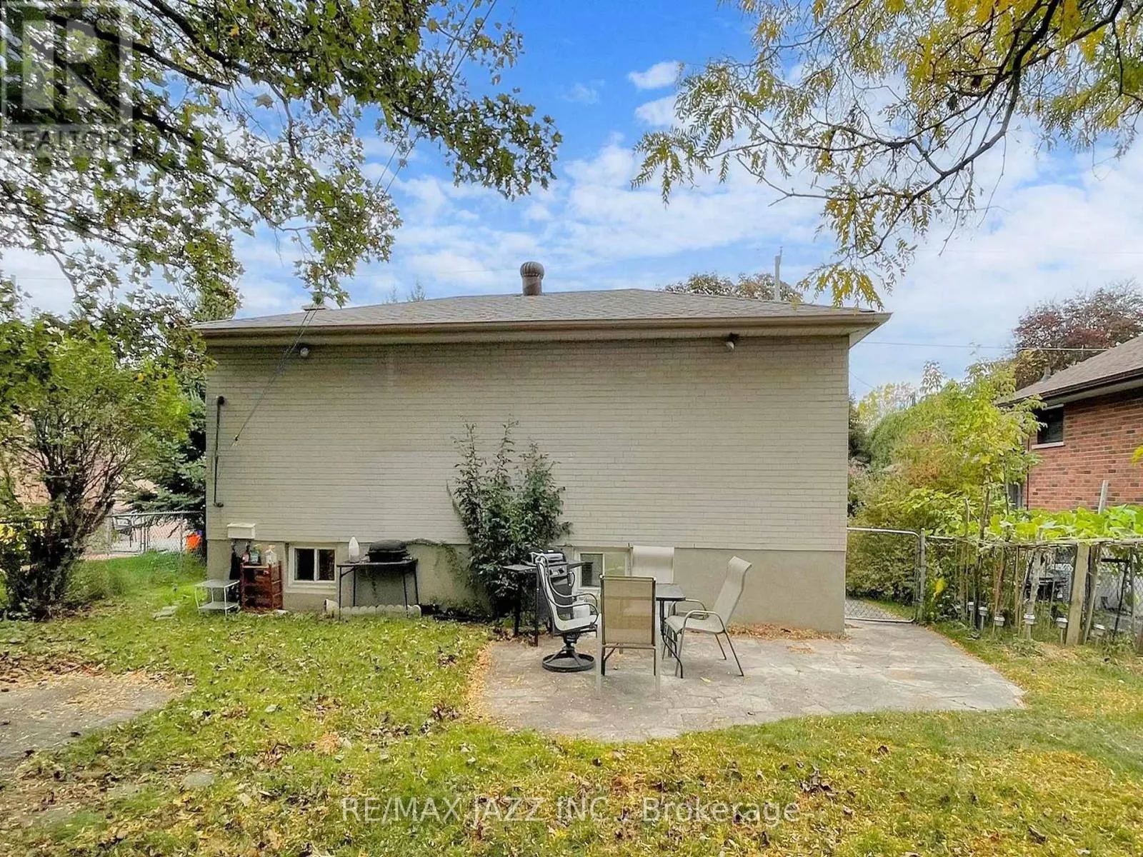 673 LANSDOWNE DRIVE