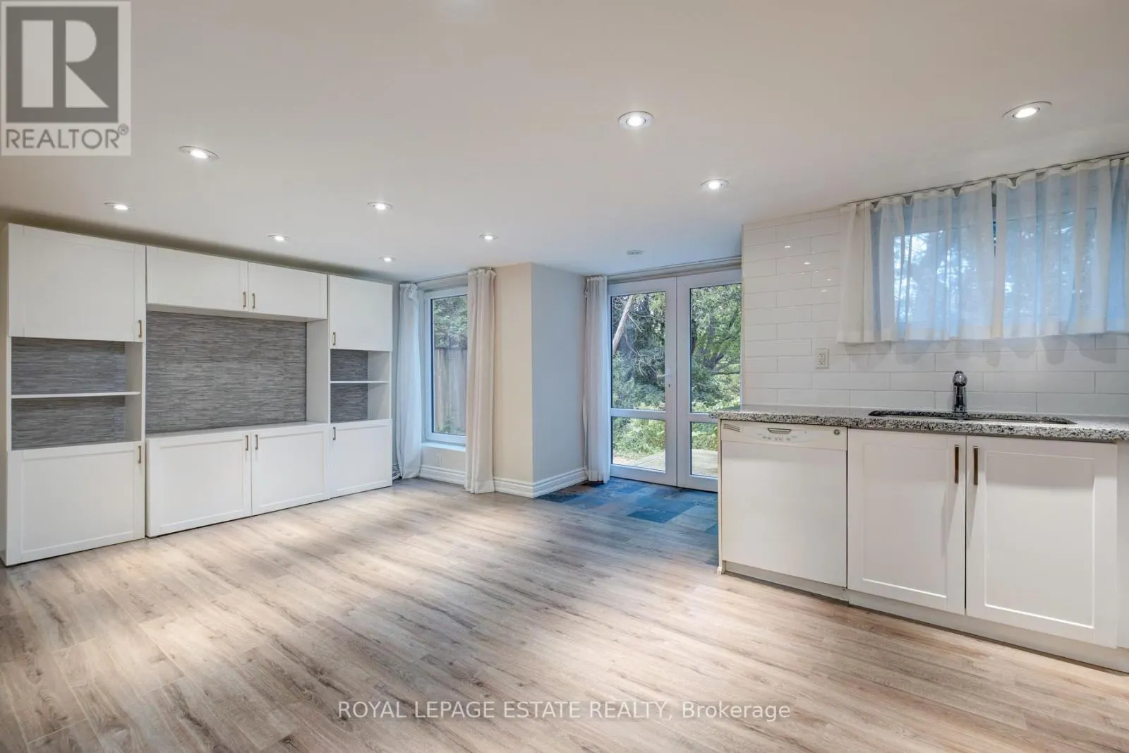 BSMT - 767 KINGSTON ROAD