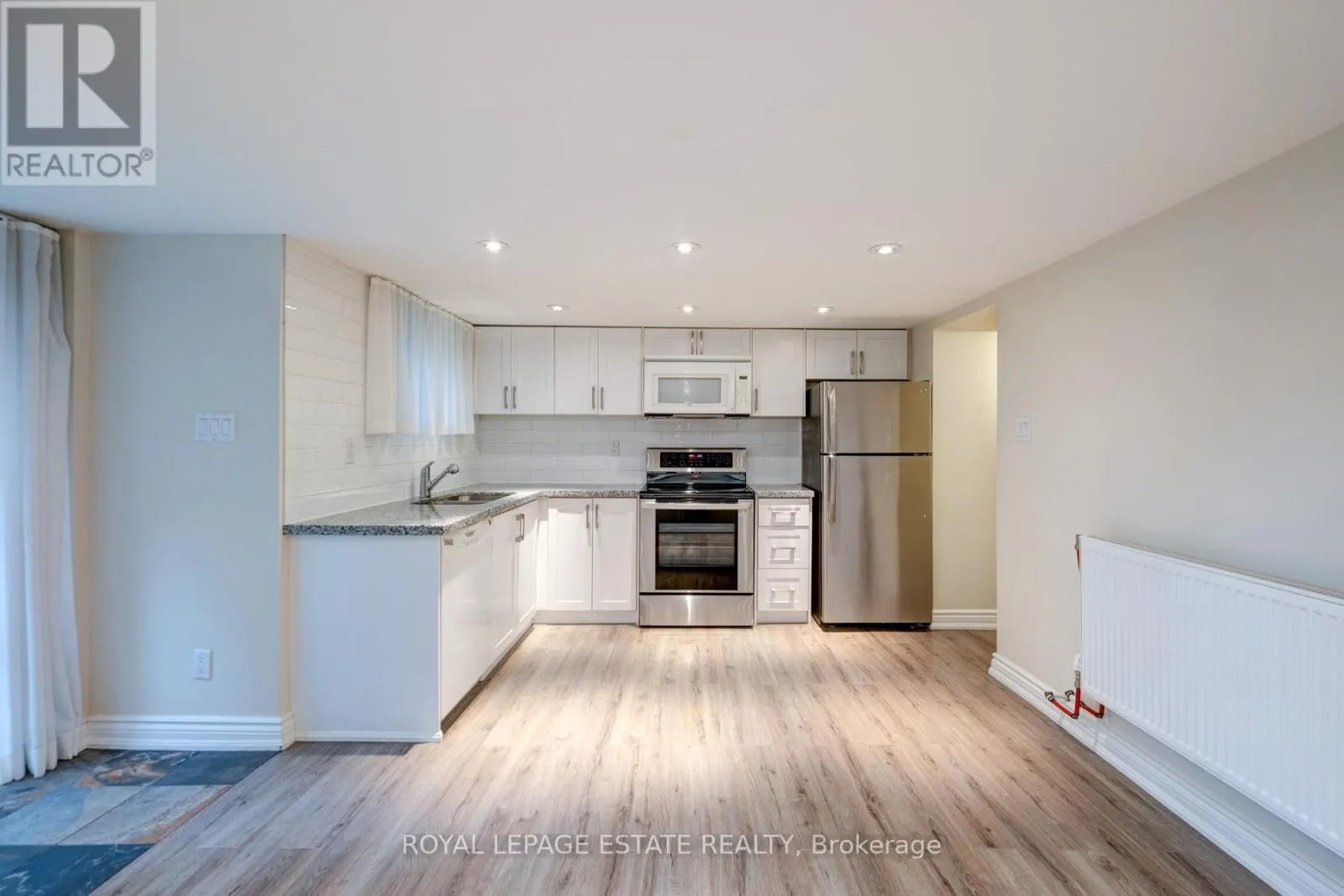 BSMT - 767 KINGSTON ROAD