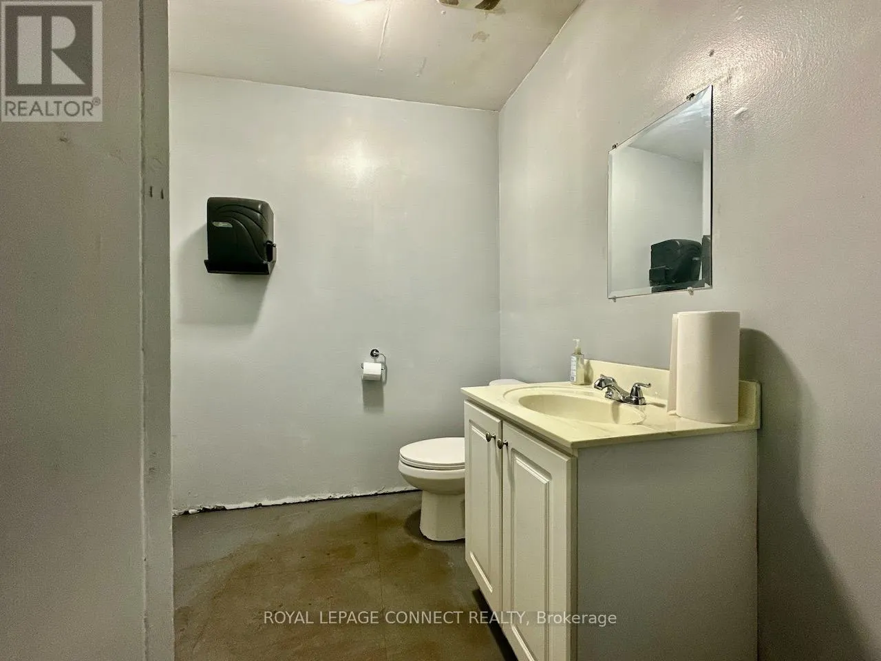 1 - 518 CENTENNIAL ROAD N