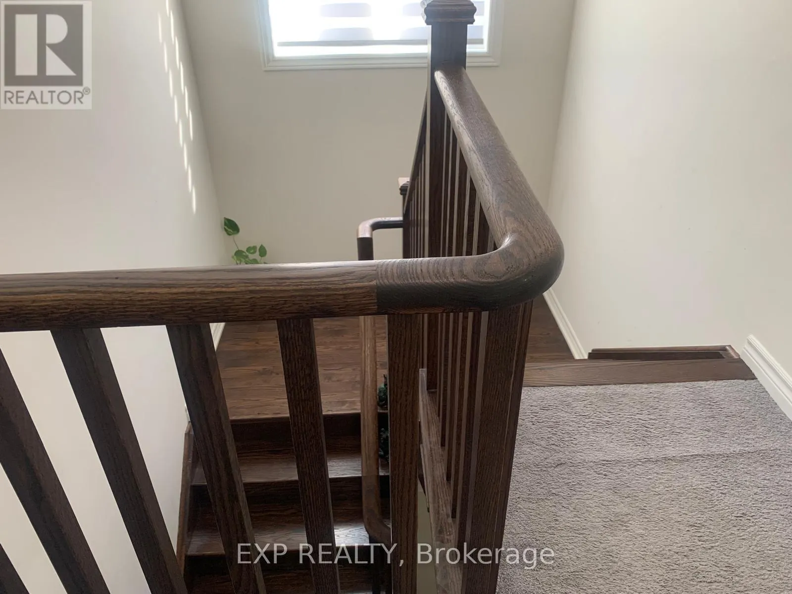 253 FLEETWOOD DRIVE