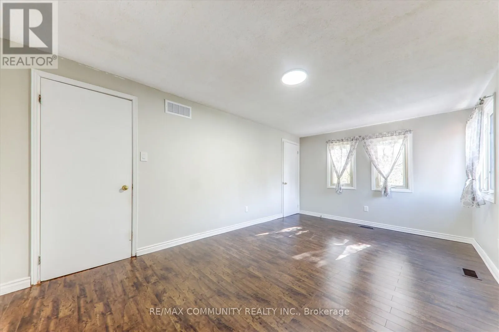 7 ADAMS DRIVE