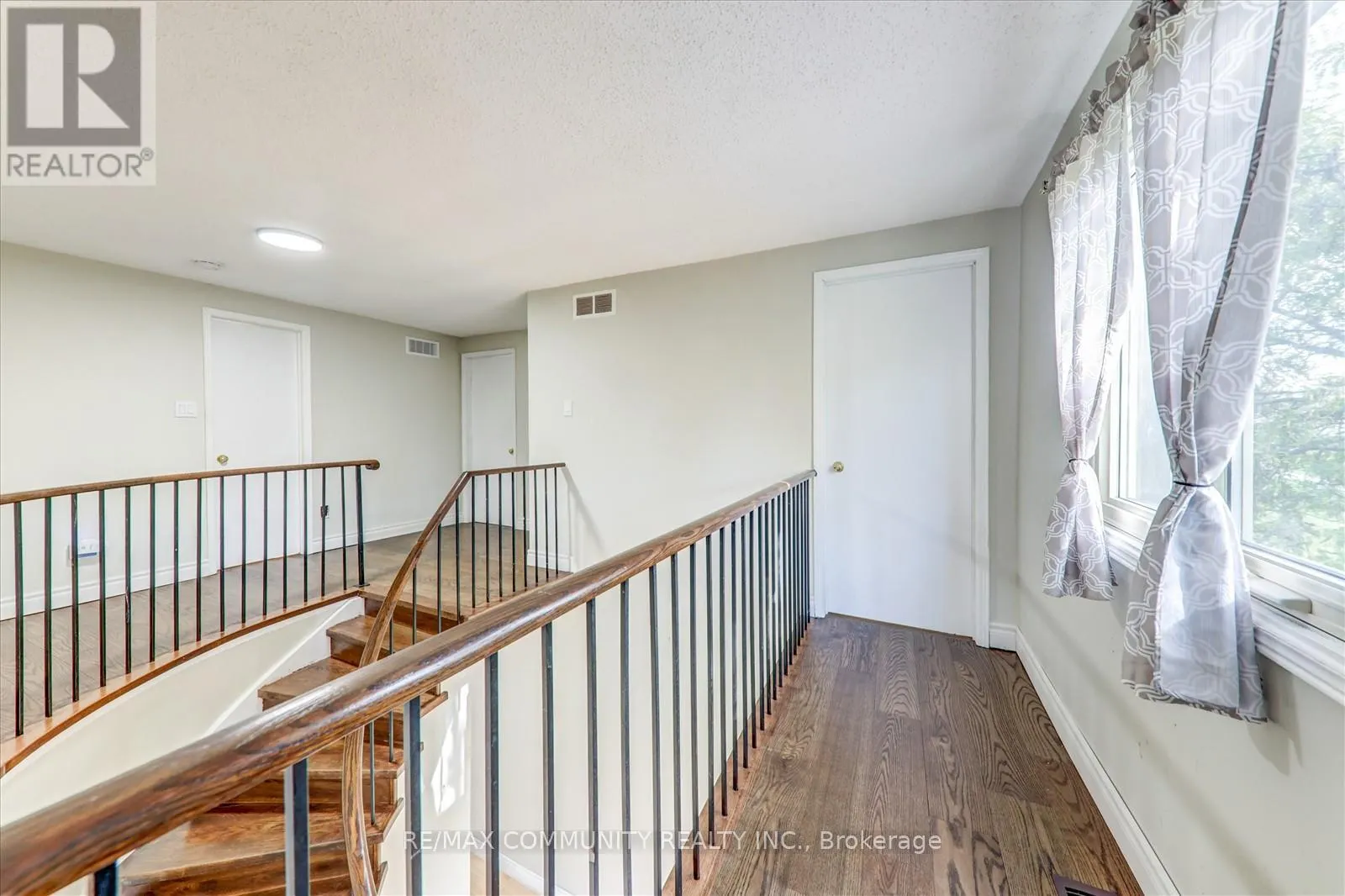 7 ADAMS DRIVE