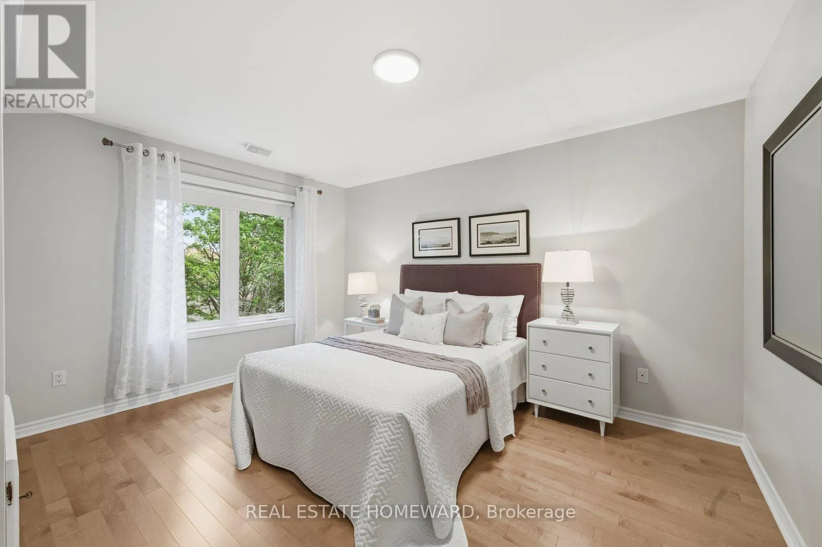 30 LYNN ROAD