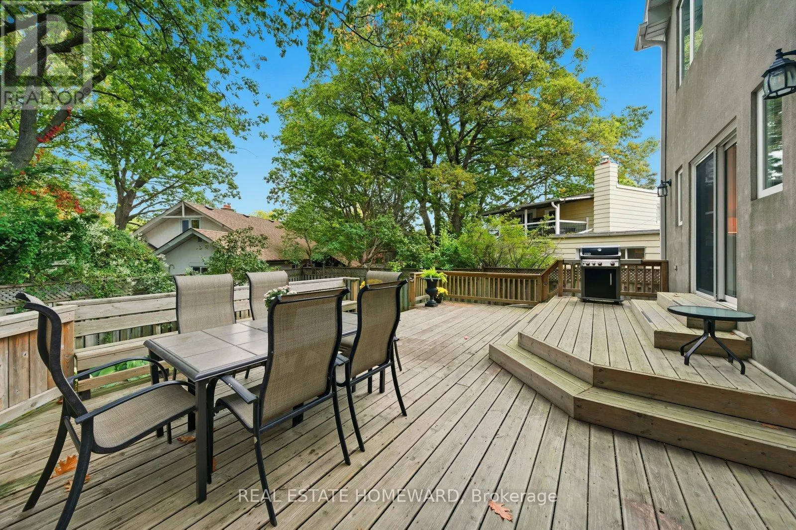 30 LYNN ROAD
