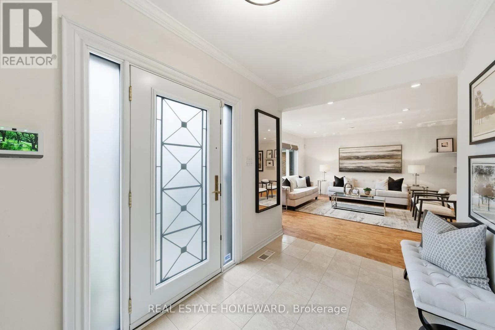 30 LYNN ROAD