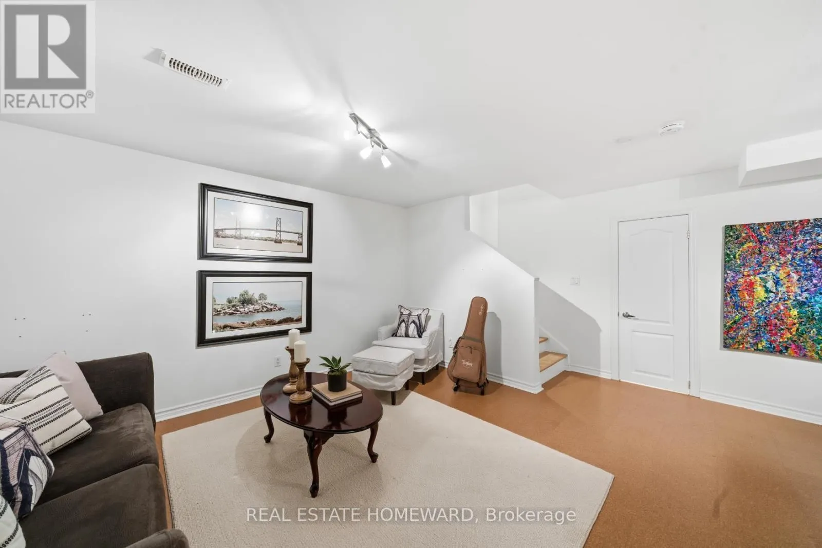 30 LYNN ROAD