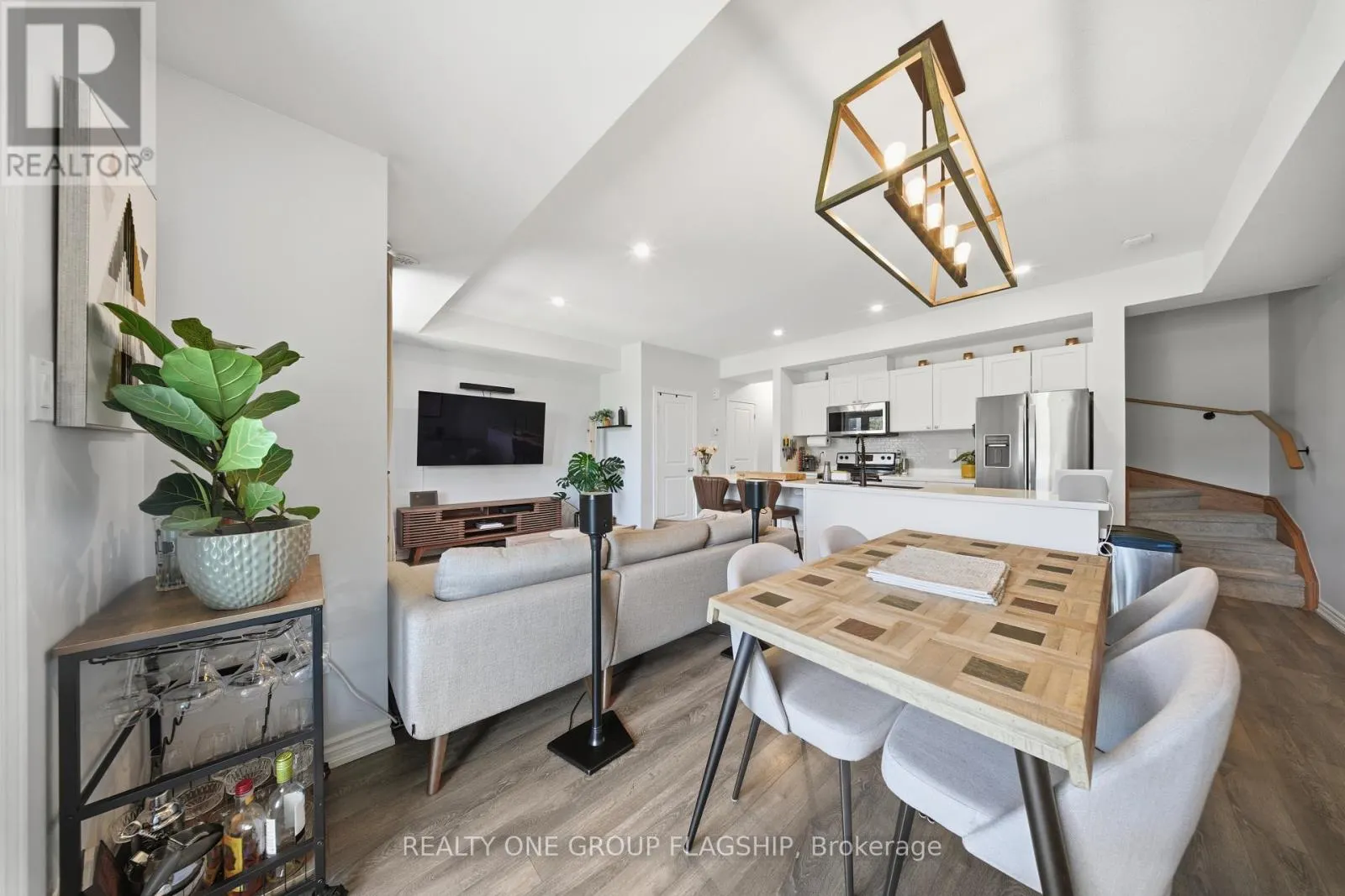 2613 GARRISON CROSSING