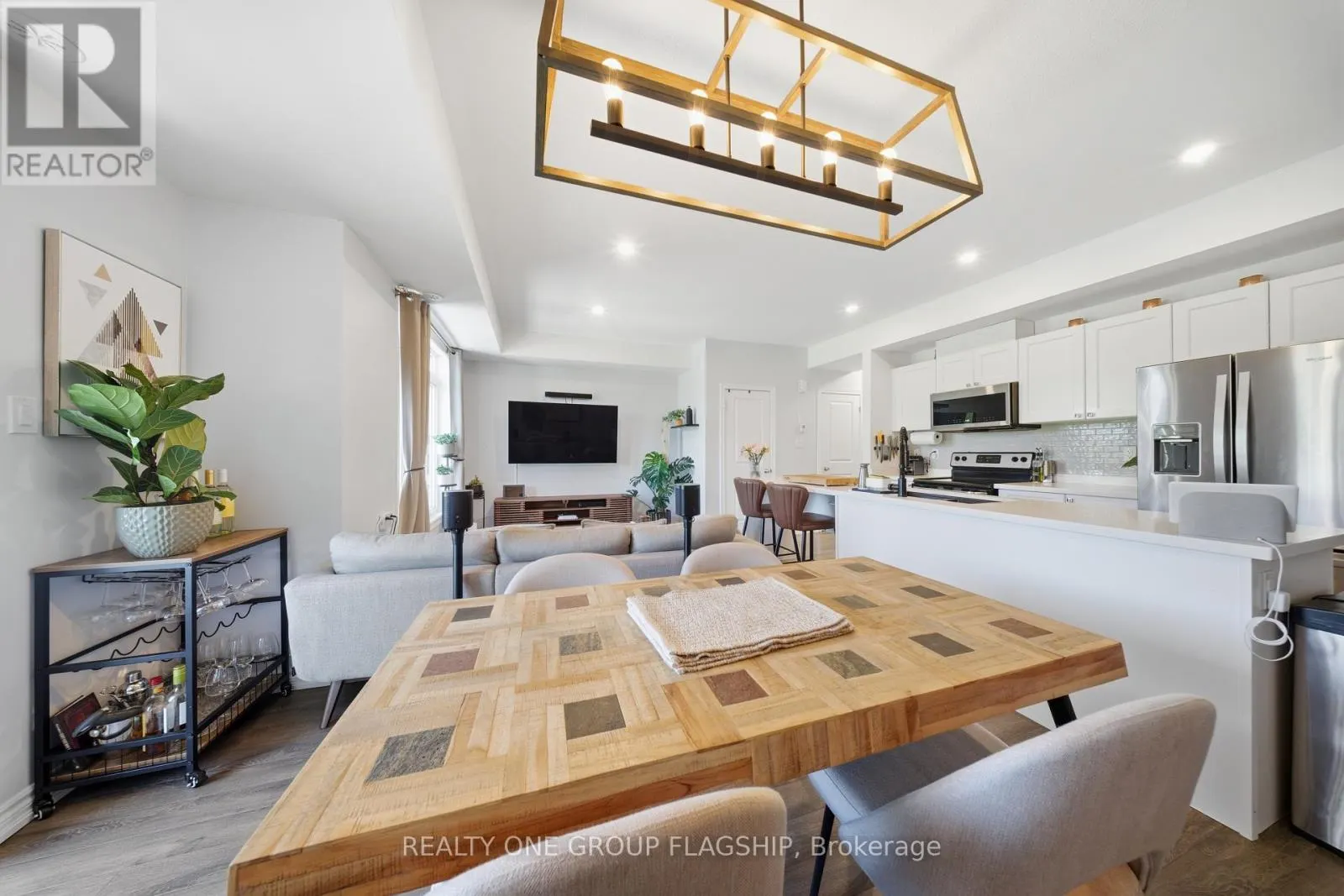 2613 GARRISON CROSSING